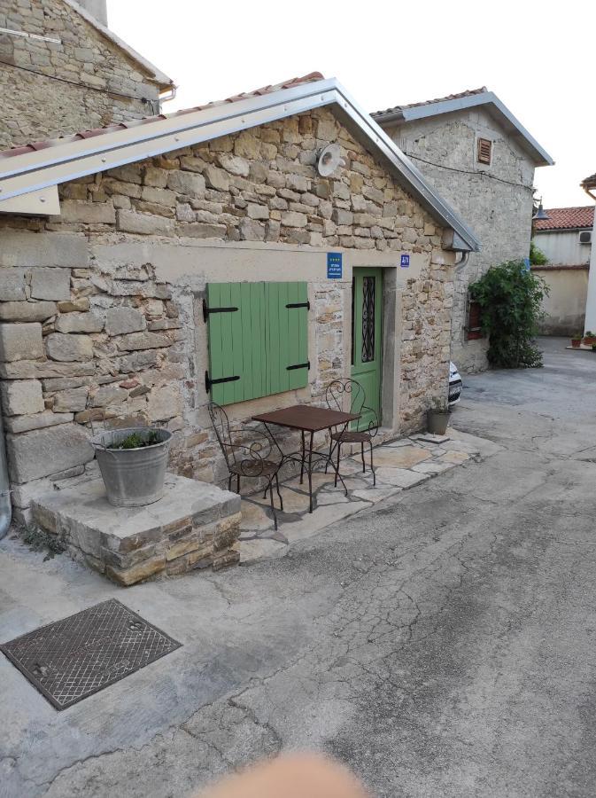 Appartamento Ema Buzet Esterno foto